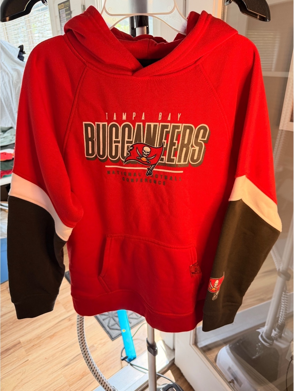 Tampa Bay Buccaneers Red NFL Team Apparel Hoodie